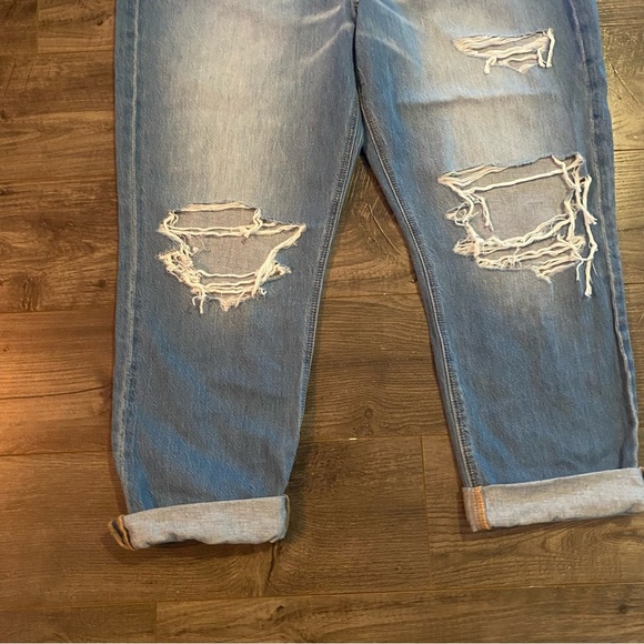 NWT American Eagle Tom Girl Jeans size 18 low rise ripped - Picture 5 of 14